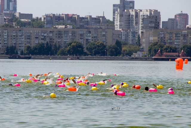           Dnipro Swim Race