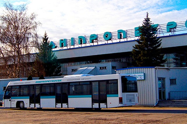 Аэропорт Днепропетровск 2008. Аэропорт Днепропетровск фото. Аэропорт Днепр реконструкция.